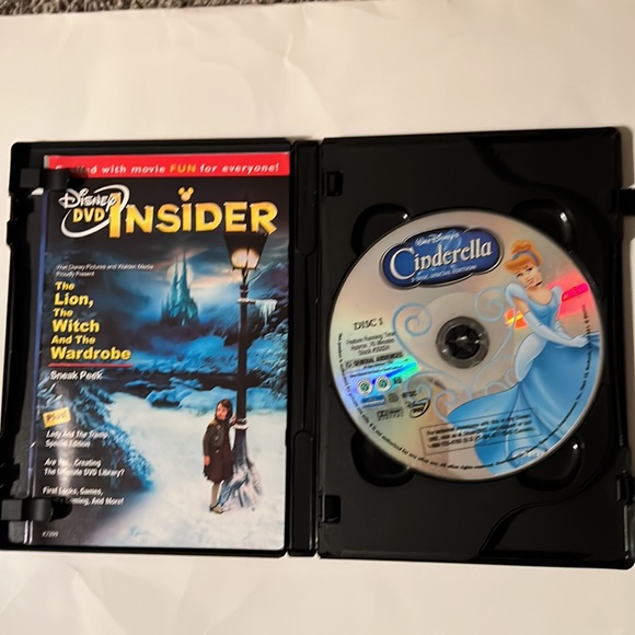 Walt Disney’s Cinderella Platinum Edition 2 disc Special Edition - Picture 3 of 4